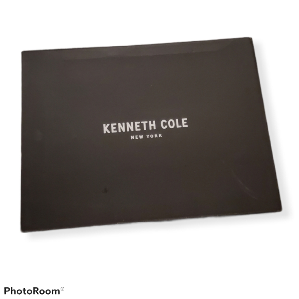 RED KENNETH COLE VICTORIA STRAPPY SANDALS - Picture 2 of 3